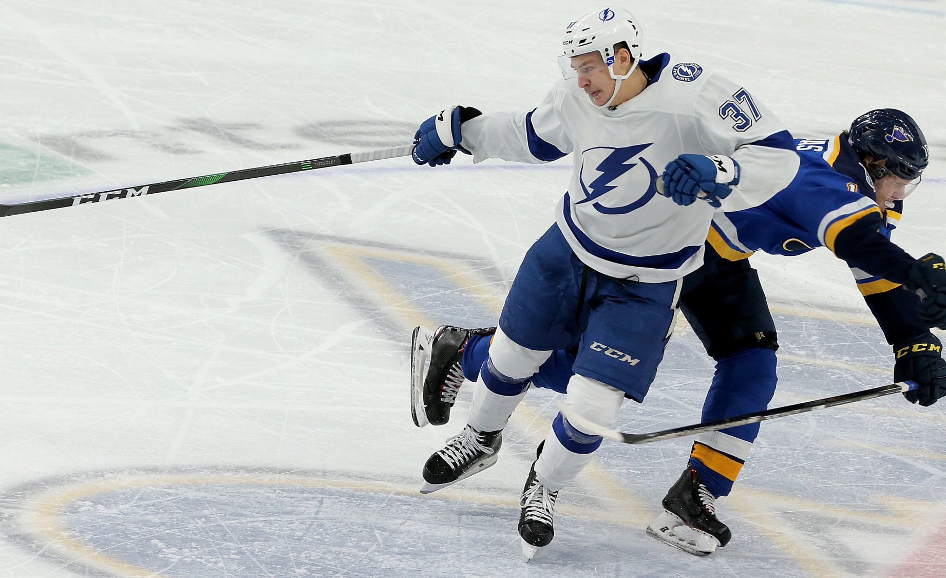Blues host Lightning